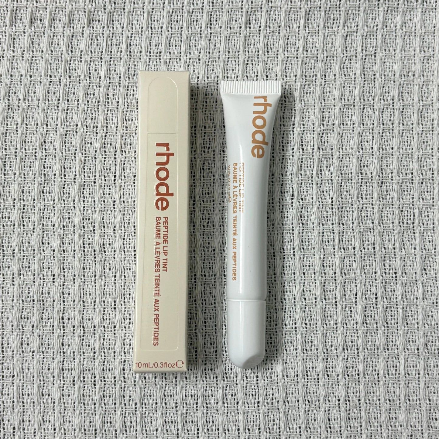 SkinCare hydratante et vivifiante - Lipstick aux peptides